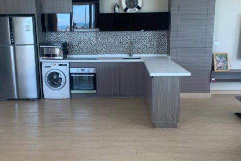 Condominio de 2 dormitorios en Jomtien Beach, Pattaya, Tailandia № 45379 - foto 5