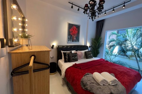 Casa de 8 dormitorios en Jomtien Beach, Pattaya, Tailandia № 45545 - foto 5