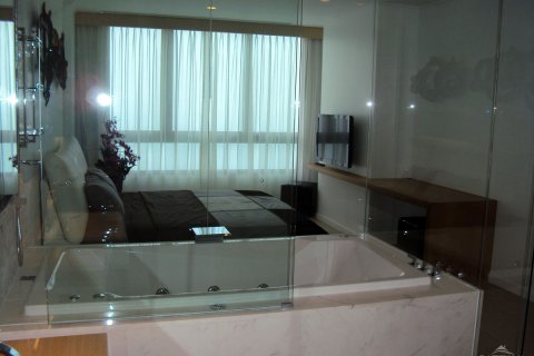 Condominio de 3 dormitorios en Pattaya, Tailandia № 45162 - foto 12