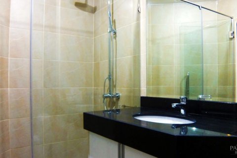 Condominio de 2 dormitorios en Pattaya, Tailandia № 45175 - foto 3