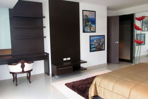 Condominio de 2 dormitorios en Jomtien Beach, Pattaya, Tailandia № 45413 - foto 15