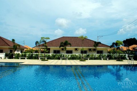 Casa de 3 dormitorios en Pattaya, Tailandia № 45514