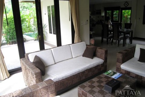Casa de 2 dormitorios en Pattaya, Tailandia № 45452 - foto 5