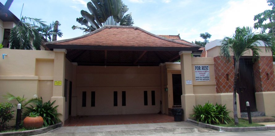 Casa de 3 dormitorios en Jomtien Beach, Pattaya, Tailandia № 45440