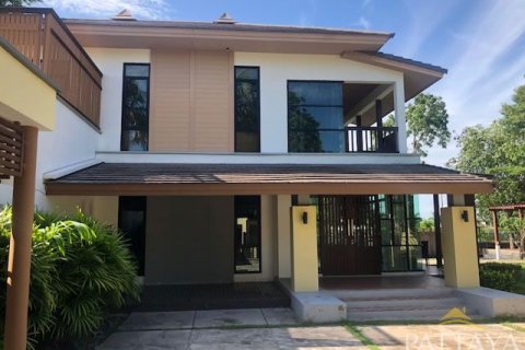 Casa de 4 dormitorios en Pattaya, Tailandia № 45471 - foto 8