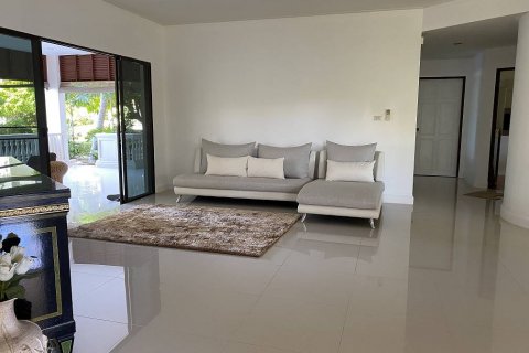 Condominio de 2 dormitorios en Pattaya, Tailandia № 45180 - foto 6
