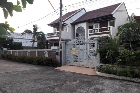 Casa de 5 dormitorios en Jomtien Beach, Pattaya, Tailandia № 45538 - foto 10