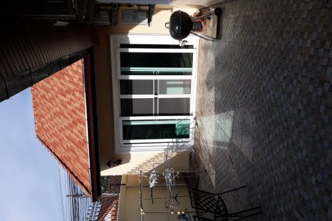 Casa de 4 dormitorios en Pattaya, Tailandia № 45512 - foto 24