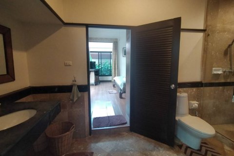 Casa de 3 dormitorios en Pattaya, Tailandia № 45557 - foto 8