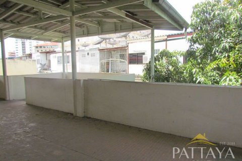 Casa de 3 dormitorios en Pattaya, Tailandia № 45436 - foto 23