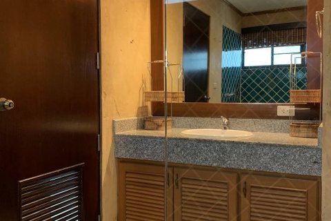 Condominio de 3 dormitorios en Pattaya, Tailandia № 45179 - foto 15