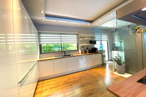 Casa de 4 dormitorios en Pattaya, Tailandia № 45478 - foto 18