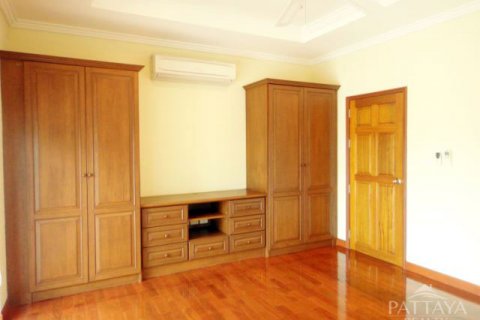 Casa de 3 dormitorios en Pattaya, Tailandia № 45554 - foto 6