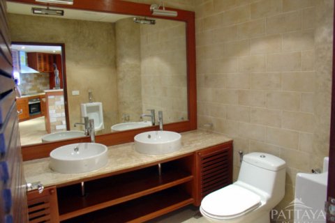 Condominio de 3 dormitorios en Pattaya, Tailandia № 45148 - foto 14
