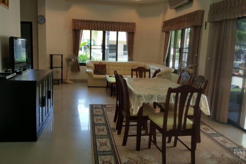 Casa de 3 dormitorios en Pattaya, Tailandia № 45468 - foto 12