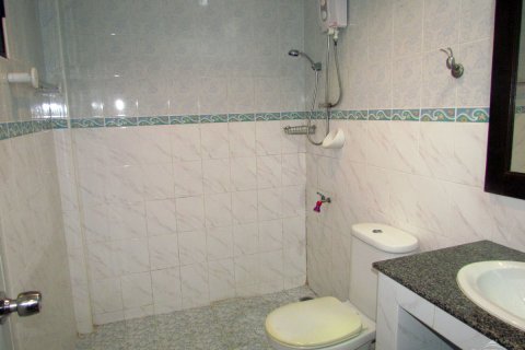 Casa de 2 dormitorios en Jomtien Beach, Pattaya, Tailandia № 45559 - foto 14