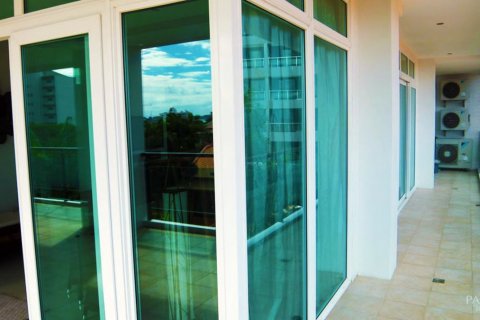 Condominio de 2 dormitorios en Pattaya, Tailandia № 45175