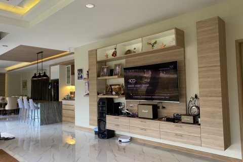 Casa de 3 dormitorios en Pattaya, Tailandia № 45482 - foto 5
