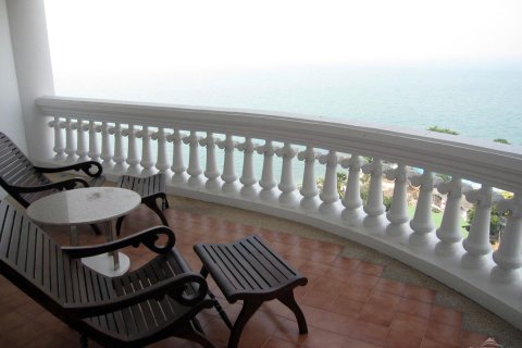 Condominio de 3 dormitorios en Pattaya, Tailandia № 45412 - foto 10