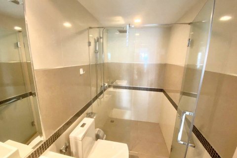 Condominio de 2 dormitorios en Pattaya, Tailandia № 45375 - foto 2
