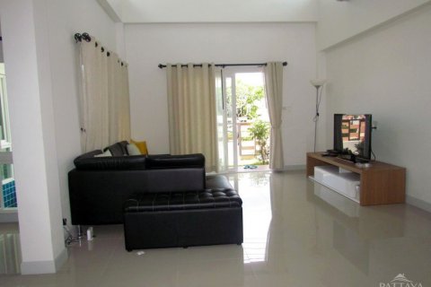 Casa de 3 dormitorios en Pattaya, Tailandia № 45462 - foto 4