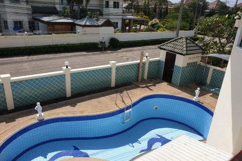 Casa de 3 dormitorios en Pattaya, Tailandia № 45484 - foto 14