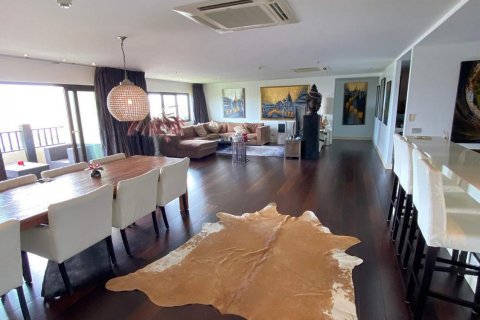 Condominio de 3 dormitorios en Pattaya, Tailandia № 45397 - foto 5