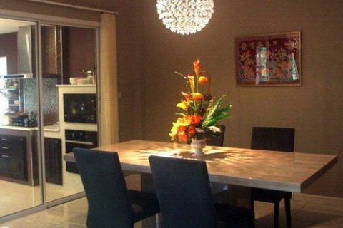 Casa de 3 dormitorios en Pattaya, Tailandia № 45465 - foto 5