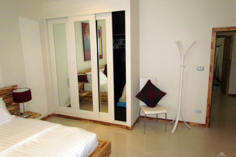 Casa de 3 dormitorios en Pattaya, Tailandia № 45503 - foto 25