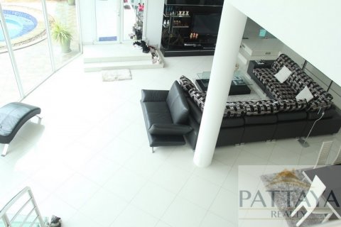 Casa de 4 dormitorios en Pattaya, Tailandia № 45519 - foto 10