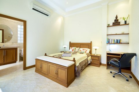 Casa de 2 dormitorios en Pattaya, Tailandia № 45525 - foto 22