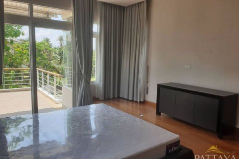 Casa de 5 dormitorios en Pattaya, Tailandia № 45522 - foto 20