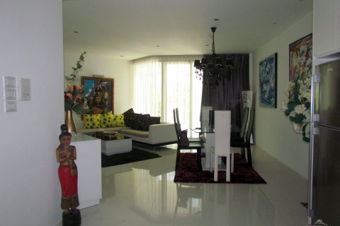 Condominio de 2 dormitorios en Pattaya, Tailandia № 45168