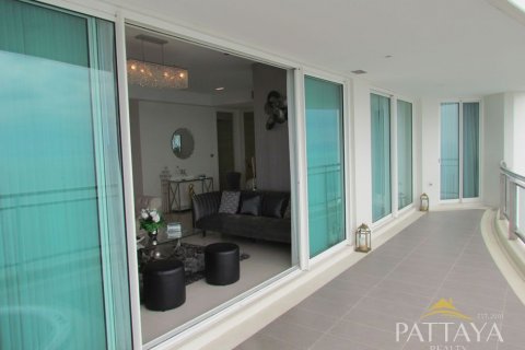 Condominio de 3 dormitorios en Jomtien Beach, Pattaya, Tailandia № 45077 - foto 21