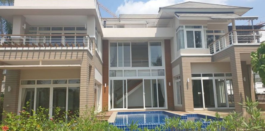 Casa de 5 dormitorios en Pattaya, Tailandia № 45522
