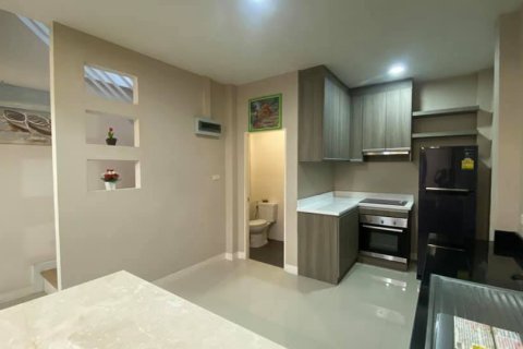 Casa de 3 dormitorios en Pattaya, Tailandia № 22251 - foto 14