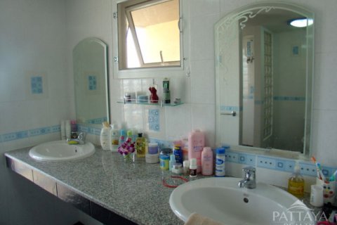 Condominio de 2 dormitorios en Pattaya, Tailandia № 45252 - foto 15