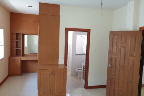 Casa de 3 dormitorios en Pattaya, Tailandia № 45484 - foto 4