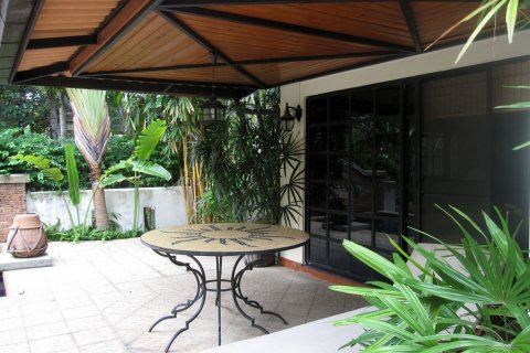 Casa de 3 dormitorios en Pattaya, Tailandia № 45549 - foto 25