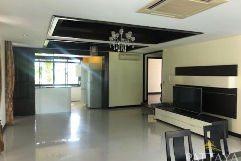 Casa de 4 dormitorios en Pattaya, Tailandia № 45471 - foto 10
