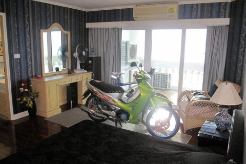 Condominio de 3 dormitorios en Pattaya, Tailandia № 45284 - foto 13
