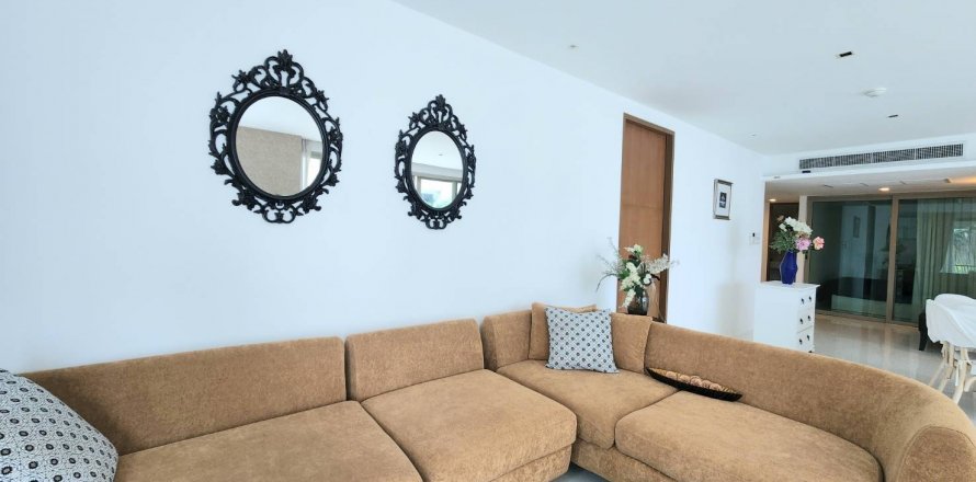 Condominio de 3 dormitorios en Pattaya, Tailandia № 45407