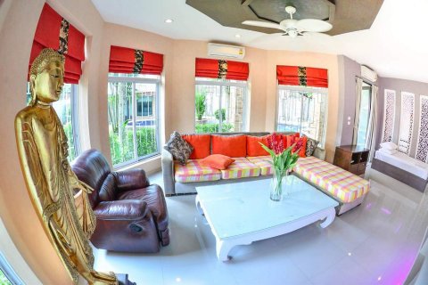 Casa de 7 dormitorios en Pattaya, Tailandia № 45488 - foto 6