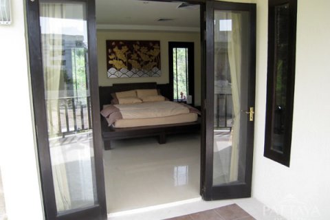 Casa de 2 dormitorios en Pattaya, Tailandia № 45452 - foto 7