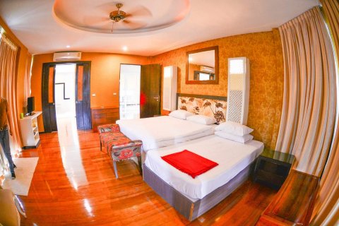 Casa de 7 dormitorios en Pattaya, Tailandia № 45488 - foto 14