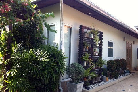 Casa de 3 dormitorios en Pattaya, Tailandia № 45501 - foto 11