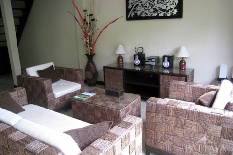 Casa de 2 dormitorios en Pattaya, Tailandia № 45452 - foto 3