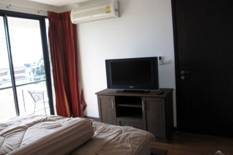 Condominio de 2 dormitorios en Pattaya, Tailandia № 45335 - foto 3
