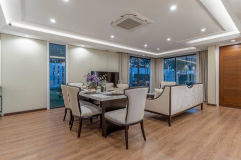 Casa de 4 dormitorios en Pattaya, Tailandia № 46328 - foto 13