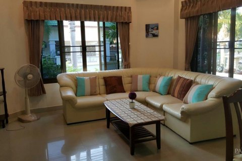 Casa de 3 dormitorios en Pattaya, Tailandia № 45468 - foto 13